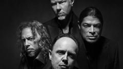 Metallica: testimonial di una casa casa di moda italiana fotografati in stile Queen . Ecco le foto
