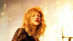 Courtney Love: "Continuo a combattere contro i demoni di Kurt, ma quando affronterò i miei?"