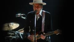 Bob Dylan: l'Accademia di Stoccolma non riesce a contattarlo per la conegna del Nobel
