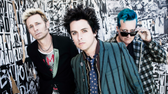 I Green Day hanno dedicano Boulevard of Broken Deams alle vittime dell'incendio ad Oakland. Guarda il video
