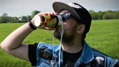 Germania: il festival heavy-metal "Wacken" sta costruendo un BIRRADOTTO! Guarda il video