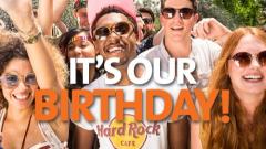 Buon compleanno Hard Rock Cafe: oggi a Roma, Firenze e Venezia si festeggiano i 46 anni (di rock). Scopri tutte le promozioni speciali!
