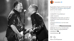Bruce Springsteen e Bryan Adams hanno cantato insieme a Toronto. Guarda il video e le foto!