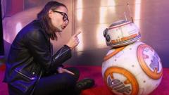 Radiohead: Thom Yorke alla prima di Star Wars - The Last Jedi fa amicizia con BB-8! Guarda gli scatti