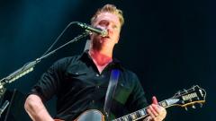 Josh Homme: sospeso il suo programma tv per bambini trasmesso dalla BBC