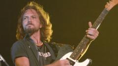 Eddie Vedder: "ho scritto il riff di Rearviewmirror quando facevo la guardia giurata di notte prima di entrare nei Pearl Jam"