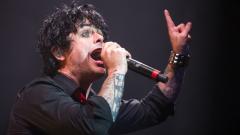 Billie Joe Armstrong ha condiviso le prime clip audio dal nuovo progetto Longshot. Ascoltale qui