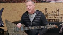 Metallica: James Hetfield ha realizzato una chitarra con il legno del garage dove la band provò con Cliff Burton. Guarda il video