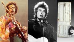 Le porte del Chelsea Hotel di New York, che ha ospitato Dylan, Morrison e Hendrix, sono andate all'asta. I prezzi stellari