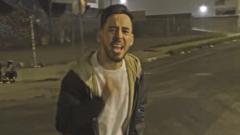 Linkin Park: Mike Shinoda ha pubblicato Running From My Shadow, il nuovo estratto dal suo primo album solista. Guarda il video