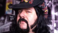 Vinnie Paul sarebbe morto per un attacco cardiaco. Guarda il tributo di Jason Bonham con Stairway To Heaven