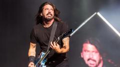 Foo Fighters: Dave Grohl ha rivelato qual è la migliore band che abbia aperto i suoi concerti! E la scelta vi sorprenderà