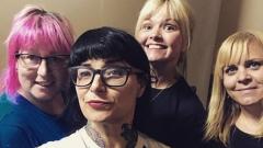 Ramones: ecco le Ramoms, la cover band composta da sole mamme! Guarda la foto con Marky Ramone