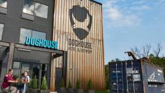 In Ohio è stato inaugurato il primo hotel al mondo dedicato alla birra. Guarda le foto e scopri i prezzi