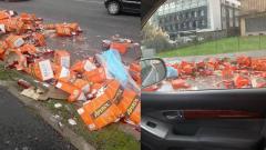 Padova: Camion perde bottiglie di Aperol,  gli automobilisti bloccano la strada per prenderle