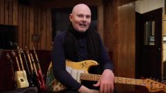 Smashing Pumpkins, Billy Corgan torna a suonare la chitarra di Gish ritrovata dopo 27 anni! Guarda il video