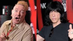 Sex Pistols contro Ramones: lite tra Johnny Rotten e Marky Ramone alla presentazione del documentario "Punk". Le foto e i video