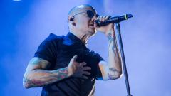 Chester Bennington: pubblicata la versione solo voce di One More Light dei Linkin Park, ed è da brividi. Ascoltala qui