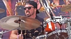 Dave Grohl si scatena alla batteria suonando i Motörhead e i Thin Lizzy alla festa per Ronnie James Dio! Guarda i video