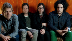 The Raconteurs: riascolta lo speciale Best Rock dedicato al nuovo album Help Us Stranger a cura di Giulia Salvi