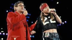 Guns N’ Roses, Axl Rose ha scelto la carriera musicale grazie a... Elton John! La storia