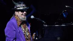 Addio a Dr. John, leggenda della musica di New Orleans. Aveva collaborato con Rolling Stones, Clapton e Zappa