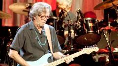 Eric Clapton e Peter Frampton hanno suonato per la prima volta insieme While My Guitar Gently Weeps. Guarda il video