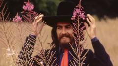 The Beatles: pubblicato per la prima volta il video ufficiale di "Here Comes The Sun". Guardalo qui