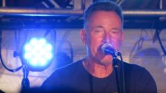 Bruce Springsteen: concerto a sorpresa in New Jersey durante l'apertura della mostra a lui dedicata! Guarda i video