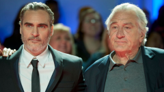 Joker, Joaquin Phoenix e Robert De Niro non si sono sopportati sul set. La rivelazione del regista 

