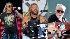 Taylor Hawkins: “Axl Rose mi voleva nei Guns N' Roses, chiesi consiglio a Roger Taylor e mi disse di non andare”
