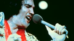 Elvis Presley, la moglie Priscilla rivela: “Era sempre molto ansioso prima di salire su qualsiasi palco”
