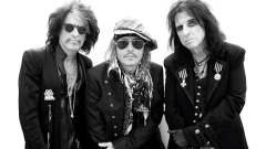 Hollywood Vampires: anticipata la data italiana del tour al 9 settembre. Tutte le info per i biglietti