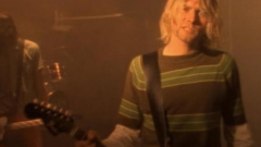 Nirvana, la chitarra di Kurt Cobain usata in Smells Like Teen Spirit è stata venduta per 4,5 milioni di dollari