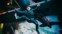 Iron Maiden, Bruce Dickinson e i consigli per prendersi cura della voce: "Evitate di andare allo stadio a insultare l’arbitro"