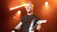 Metallica, James Hetfield svela il contenuto di tutte le edizioni del nuovo album 72 Seasons. Guarda i video