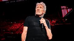 Roger Waters difende la sua versione di The Dark Side Of The Moon: "Ora è più adatta al momento e più inerente al concetto originale"