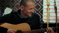 Linkin Park, pubblicato il nuovo inedito con Chester Bennington "Friendly Fire". Ascoltalo qui e guarda il video