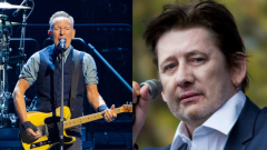 Bruce Springsteen ha ricordato Shane MacGowan con una cover dei Pogues durante un concerto in Irlanda. Guarda il video