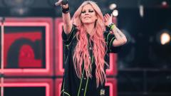 Avril Lavigne: le foto e la scaletta del concerto a I-Days Milano 2024