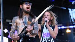Dave Navarro svela i dettagli dell'album "perduto" registrato con Taylor Hawkins