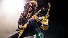 Lenny Kravitz: guarda le foto del concerto al Colours Festival di Ostrava (Rep. Ceca) con Gary Clark Jr. e Tom Morello