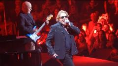 Axl Rose e Billy Joel hanno suonato a sorpresa "Highway To Hell" degli AC/DC a New York. Guarda il video
