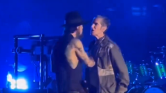 Jane's Addiction: Perry Farrell ha aggredito Dave Navarro durante un concerto. Guarda il video
