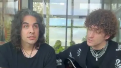 KISS, i figli di Gene Simmons e Paul Stanley si sono trovati a suonare insieme. Guarda il video