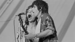 The Rolling Stones: la chitarra rubata alla band nel '72 è misteriosamente ricomparsa in una mostra a New York. Scopri la storia