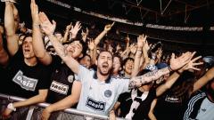 Oasis, la band stabilisce il record per la quantità di birra venduta a Wembley: 250.000 pinte a sera!