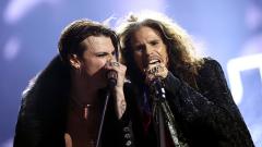 Yungblud anticipa un "misterioso" nuovo progetto realizzato con Steven Tyler degli Aerosmith. Guarda il video