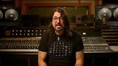 I Foo Fighters hanno presentato ufficialmente il nuovo batterista Ilan Rubin con un ironico video creato con l'AI