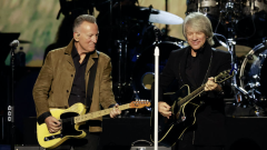 Jon Bon Jovi racconta la reazione di Bruce Springsteen per il brano Hollow Man: "Mi disse che non riusciva a togliersela dalla testa"